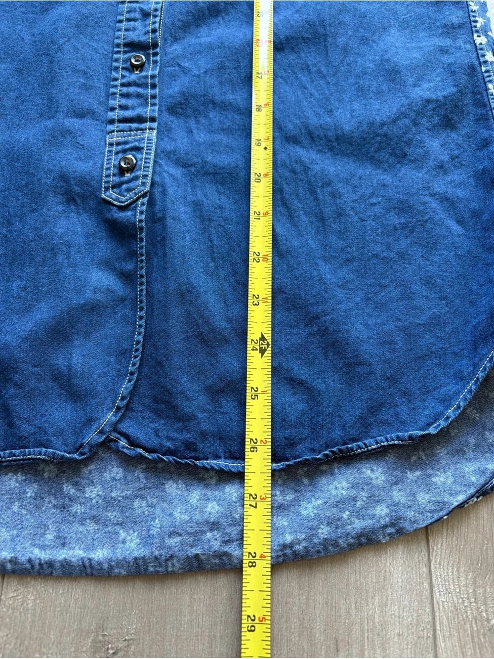 Uniqlo/Ines de la fressange women’s denim Shirt - Picture 6 of 6